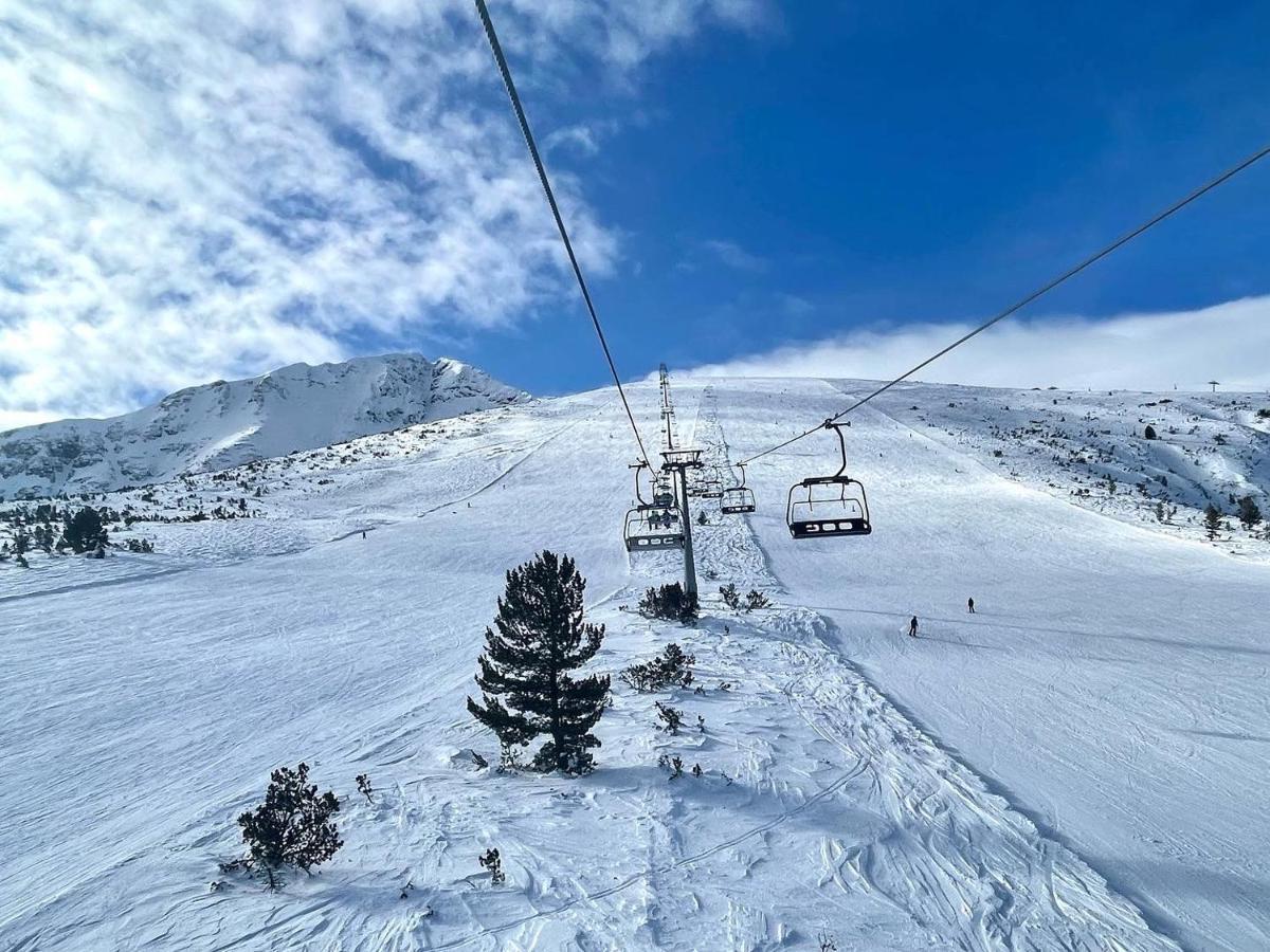 Ground Floor 2-Bedrooms, 2-Bathrooms Apartment Near Bansko In A Complex With Pools And Spa Included Razlog Luaran gambar